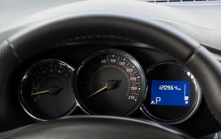 Renault Sandero II рестайлинг, 2018 год, 1 050 000 рублей, 23 фотография