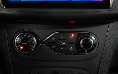 Renault Sandero II рестайлинг, 2018 год, 1 050 000 рублей, 22 фотография
