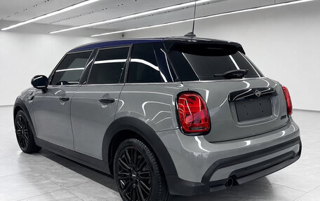 MINI Hatch, 2022 год, 1 720 000 рублей, 9 фотография