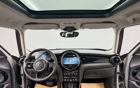 MINI Hatch, 2022 год, 1 720 000 рублей, 18 фотография