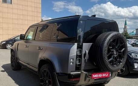 Land Rover Defender II, 2021 год, 6 990 000 рублей, 2 фотография