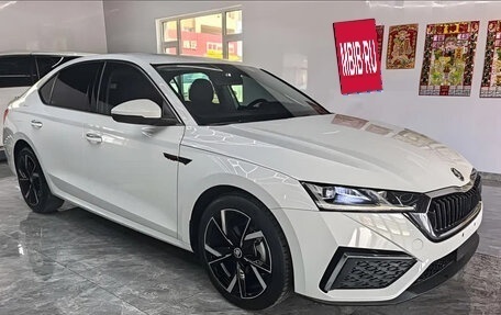 Skoda Octavia IV, 2023 год, 1 890 000 рублей, 2 фотография