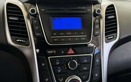 Hyundai i30 II рестайлинг, 2012 год, 890 000 рублей, 7 фотография