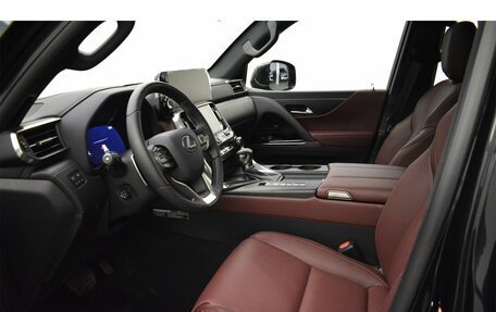 Lexus LX, 2024 год, 19 990 000 рублей, 16 фотография