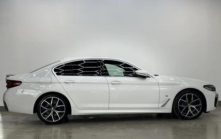 BMW 5 серия, 2020 год, 3 690 000 рублей, 4 фотография