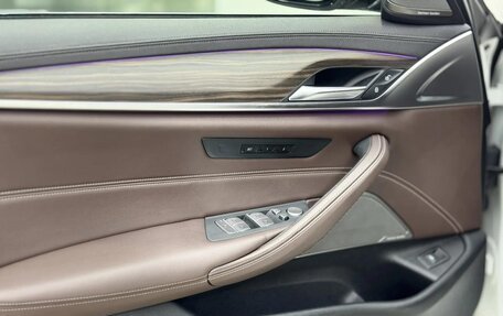 BMW 5 серия, 2020 год, 3 690 000 рублей, 16 фотография
