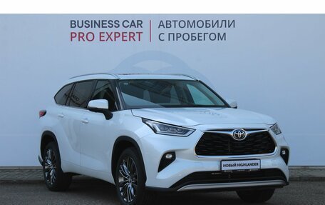 Toyota Highlander, 2025 год, 5 690 000 рублей, 3 фотография