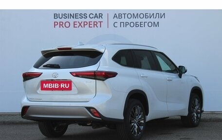 Toyota Highlander, 2025 год, 5 690 000 рублей, 5 фотография