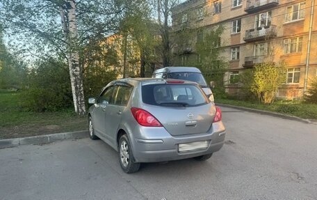 Nissan Tiida, 2011 год, 750 000 рублей, 5 фотография