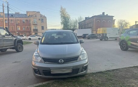 Nissan Tiida, 2011 год, 750 000 рублей, 4 фотография
