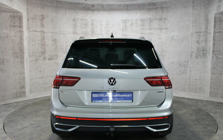 Volkswagen Tiguan II, 2021 год, 3 420 000 рублей, 7 фотография