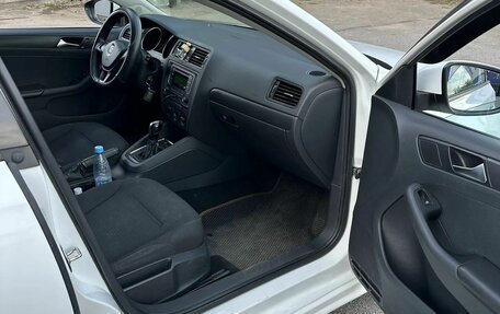 Volkswagen Jetta VI, 2015 год, 820 000 рублей, 4 фотография