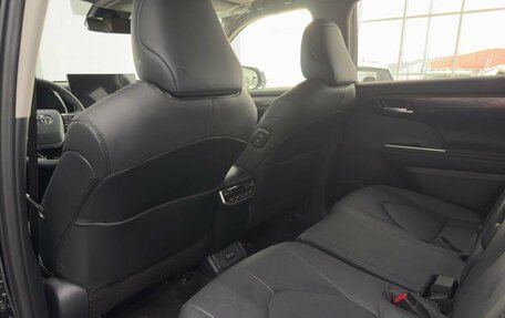 Toyota Highlander, 2026 год, 5 340 000 рублей, 24 фотография