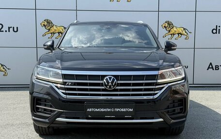 Volkswagen Touareg III, 2021 год, 5 700 000 рублей, 2 фотография