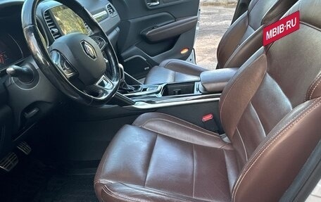 Renault Koleos II, 2017 год, 2 200 000 рублей, 10 фотография