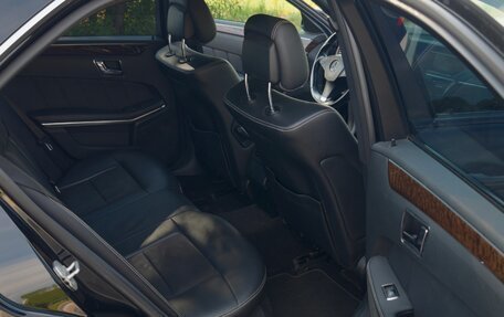 Mercedes-Benz E-Класс, 2011 год, 1 540 000 рублей, 9 фотография