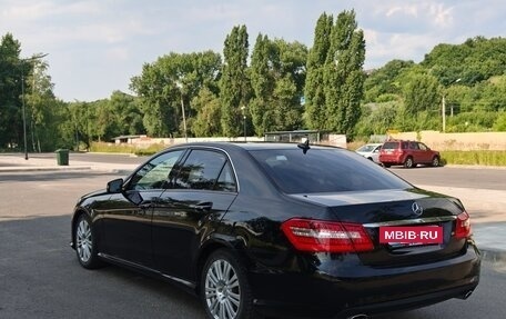Mercedes-Benz E-Класс, 2011 год, 1 540 000 рублей, 4 фотография