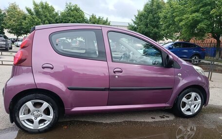 Peugeot 107 I рестайлинг, 2012 год, 600 000 рублей, 2 фотография