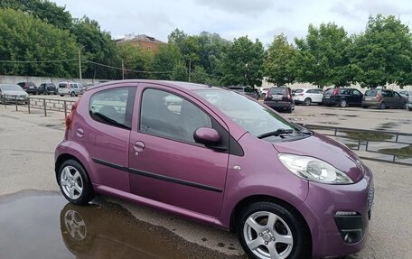 Peugeot 107 I рестайлинг, 2012 год, 600 000 рублей, 5 фотография