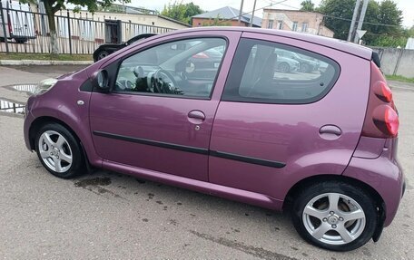 Peugeot 107 I рестайлинг, 2012 год, 600 000 рублей, 3 фотография