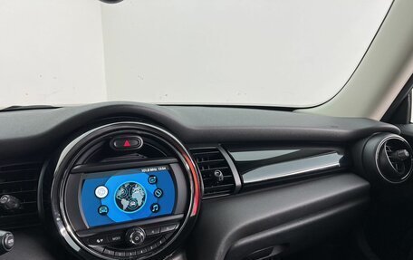 MINI Hatch, 2018 год, 1 550 000 рублей, 15 фотография