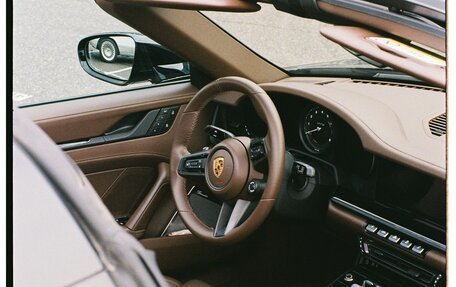 Porsche 911, 2024 год, 25 000 000 рублей, 5 фотография