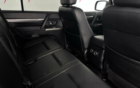 Mitsubishi Pajero IV, 2011 год, 1 955 000 рублей, 13 фотография