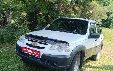 Chevrolet Niva I рестайлинг, 2019 год, 720 000 рублей, 5 фотография