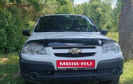 Chevrolet Niva I рестайлинг, 2019 год, 720 000 рублей, 2 фотография