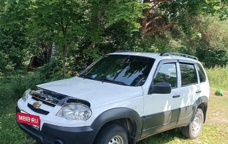 Chevrolet Niva I рестайлинг, 2019 год, 720 000 рублей, 21 фотография