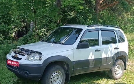 Chevrolet Niva I рестайлинг, 2019 год, 720 000 рублей, 11 фотография
