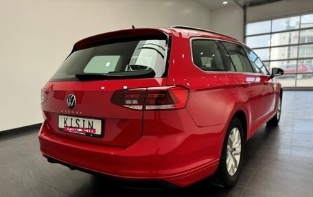 Volkswagen Passat B8 рестайлинг, 2023 год, 2 756 000 рублей, 2 фотография
