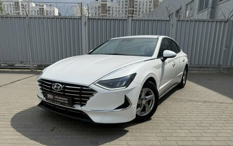 Hyundai Sonata VIII, 2019 год, 1 925 000 рублей, 1 фотография