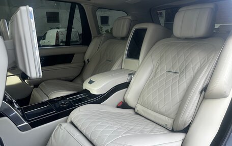 Land Rover Range Rover IV рестайлинг, 2020 год, 11 000 000 рублей, 17 фотография