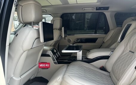 Land Rover Range Rover IV рестайлинг, 2020 год, 11 000 000 рублей, 19 фотография