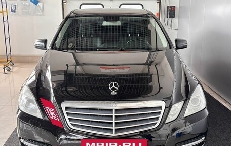 Mercedes-Benz E-Класс, 2011 год, 1 749 000 рублей, 2 фотография