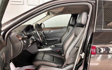 Mercedes-Benz E-Класс, 2011 год, 1 749 000 рублей, 11 фотография