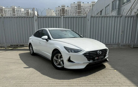 Hyundai Sonata VIII, 2019 год, 1 925 000 рублей, 5 фотография