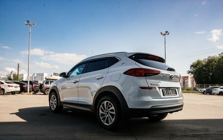Hyundai Tucson III, 2019 год, 2 100 000 рублей, 10 фотография