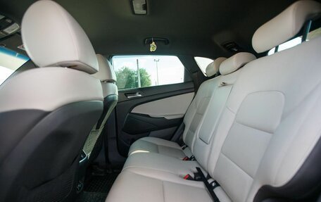 Hyundai Tucson III, 2019 год, 2 100 000 рублей, 12 фотография