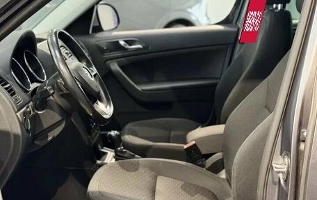 Skoda Yeti I рестайлинг, 2017 год, 1 415 000 рублей, 13 фотография