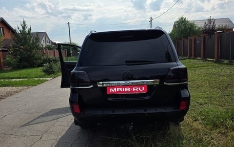 Toyota Land Cruiser 200, 2011 год, 4 000 000 рублей, 4 фотография
