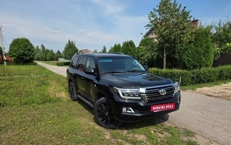 Toyota Land Cruiser 200, 2011 год, 4 000 000 рублей, 2 фотография