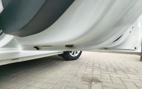 Renault Logan II, 2019 год, 877 000 рублей, 19 фотография