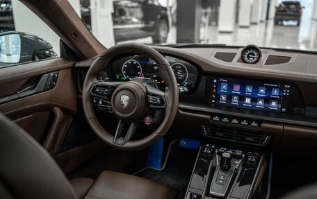Porsche 911, 2026 год, 40 690 000 рублей, 22 фотография