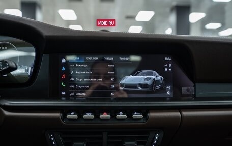 Porsche 911, 2026 год, 40 690 000 рублей, 28 фотография