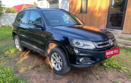 Volkswagen Tiguan I, 2012 год, 990 000 рублей, 2 фотография