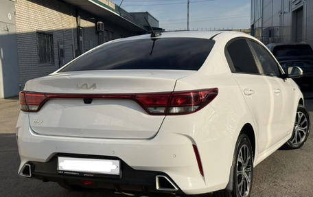 KIA Rio IV, 2021 год, 1 700 000 рублей, 1 фотография