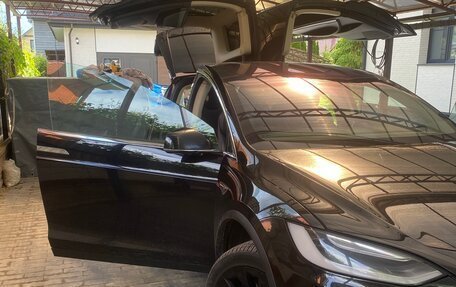 Tesla Model X I, 2016 год, 2 850 000 рублей, 9 фотография
