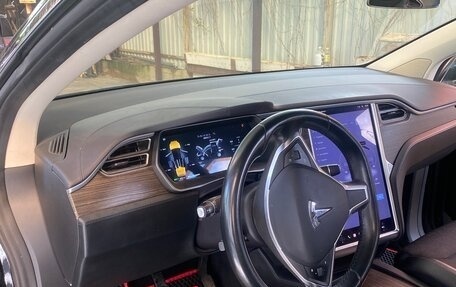 Tesla Model X I, 2016 год, 2 850 000 рублей, 3 фотография